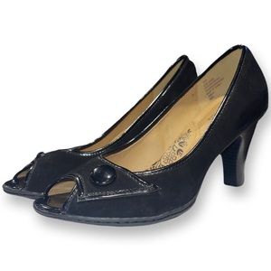 NIB - Strictly Comfort Kaitlyn Black Peep Toe Heels - Size 9